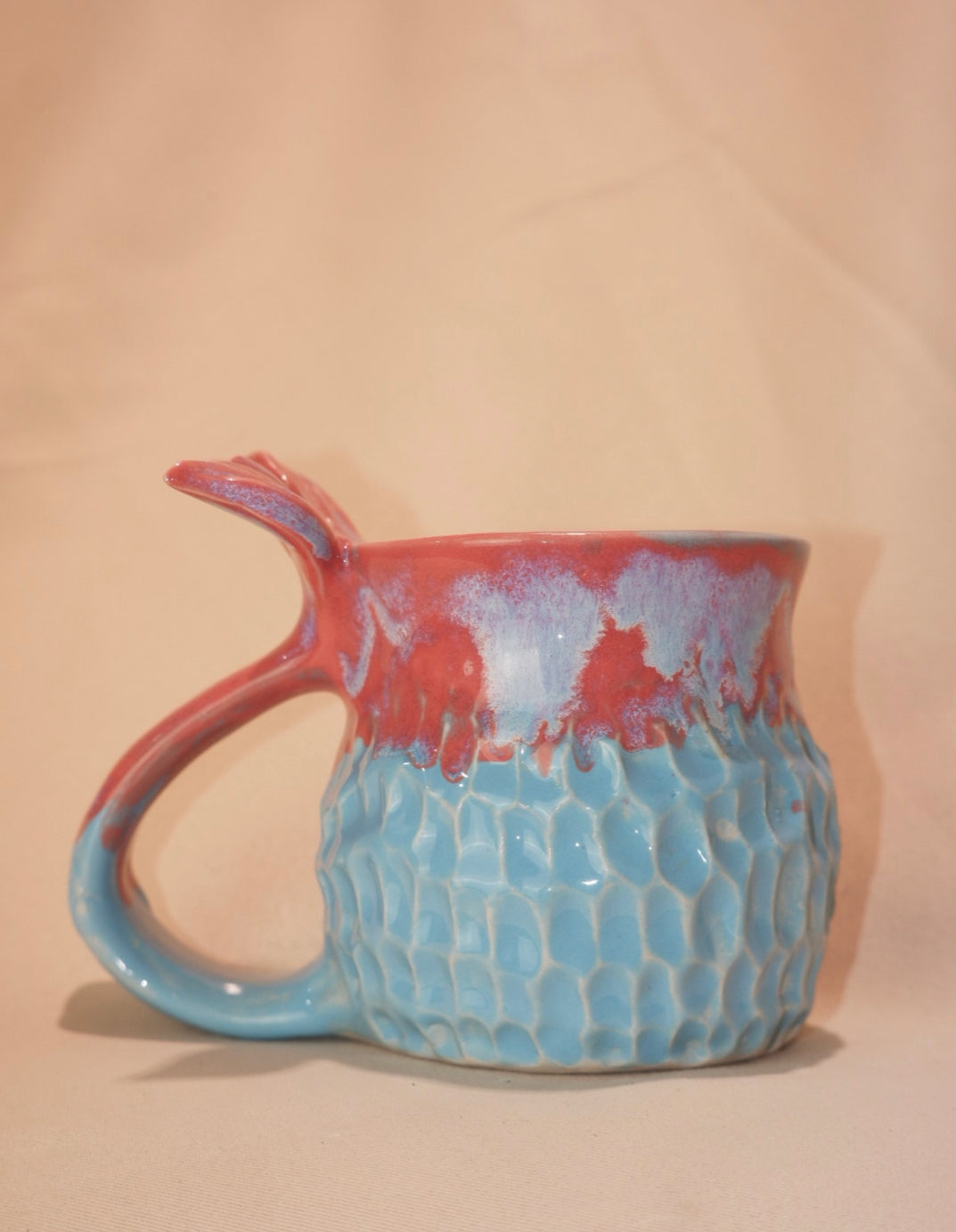 Rainbow Mermug Waves 10 (discounted-slight crack handle. sealed)✨🧜♀️