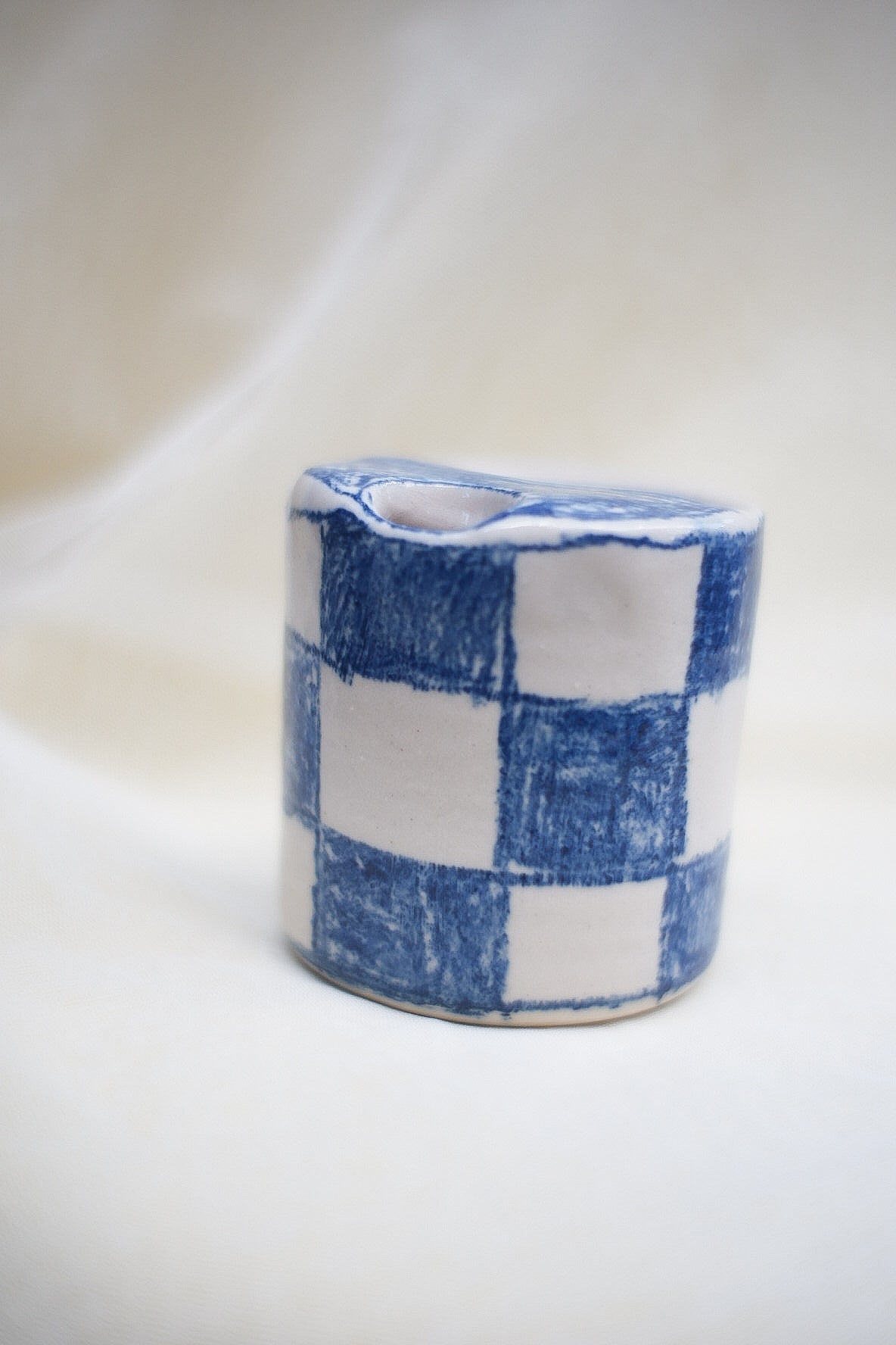 Blue checkered sippy tumbler