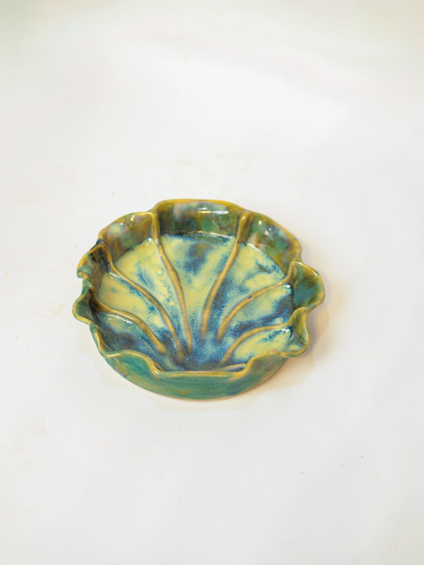 Seafoam Shell Plate