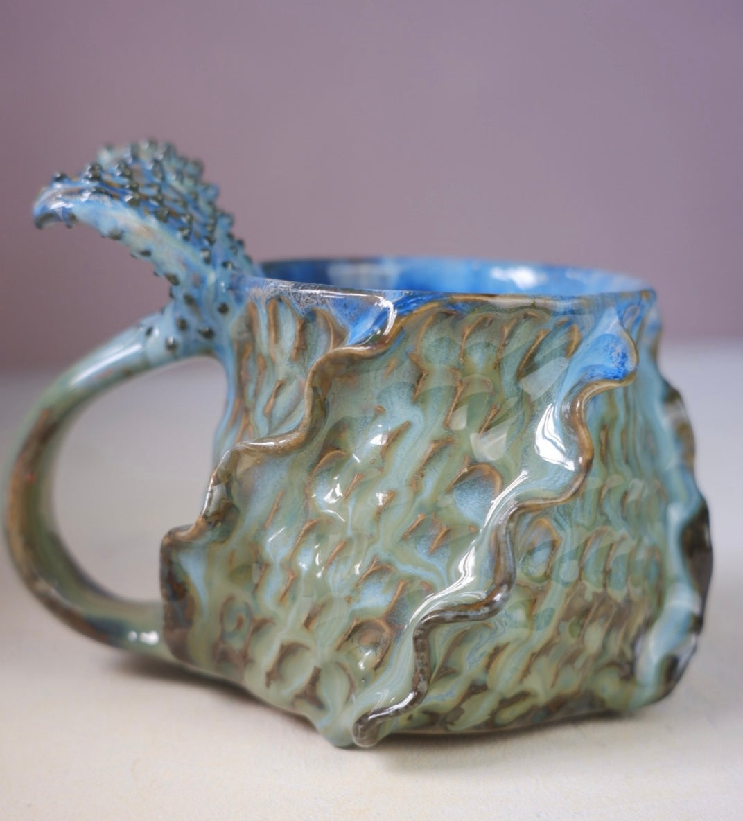 OCEAŃA 10 (slight glaze drip)