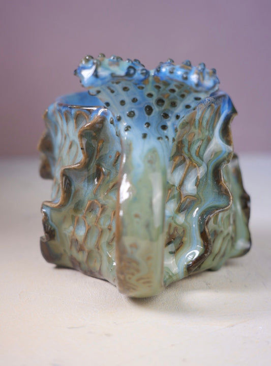 OCEAŃA 10 (slight glaze drip)